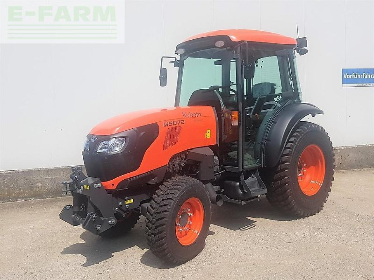 Kubota m5-072 cab narrow - Traktor: gambar 1 Kubota m5-072 cab narrow - Traktor: gambar 1
