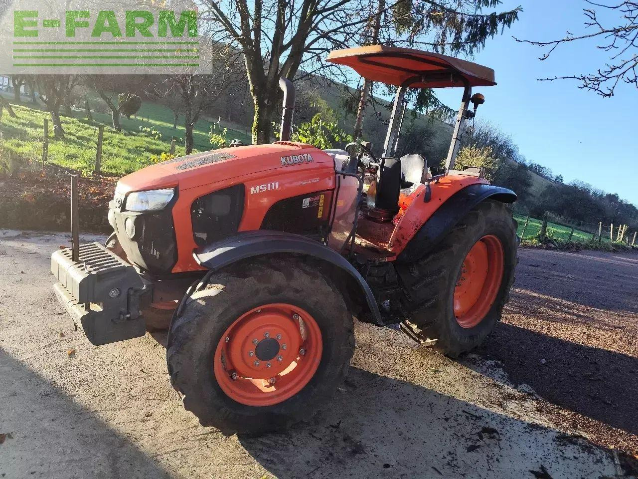 Kubota m5111 dth - Traktor: gambar 1 Kubota m5111 dth - Traktor: gambar 1