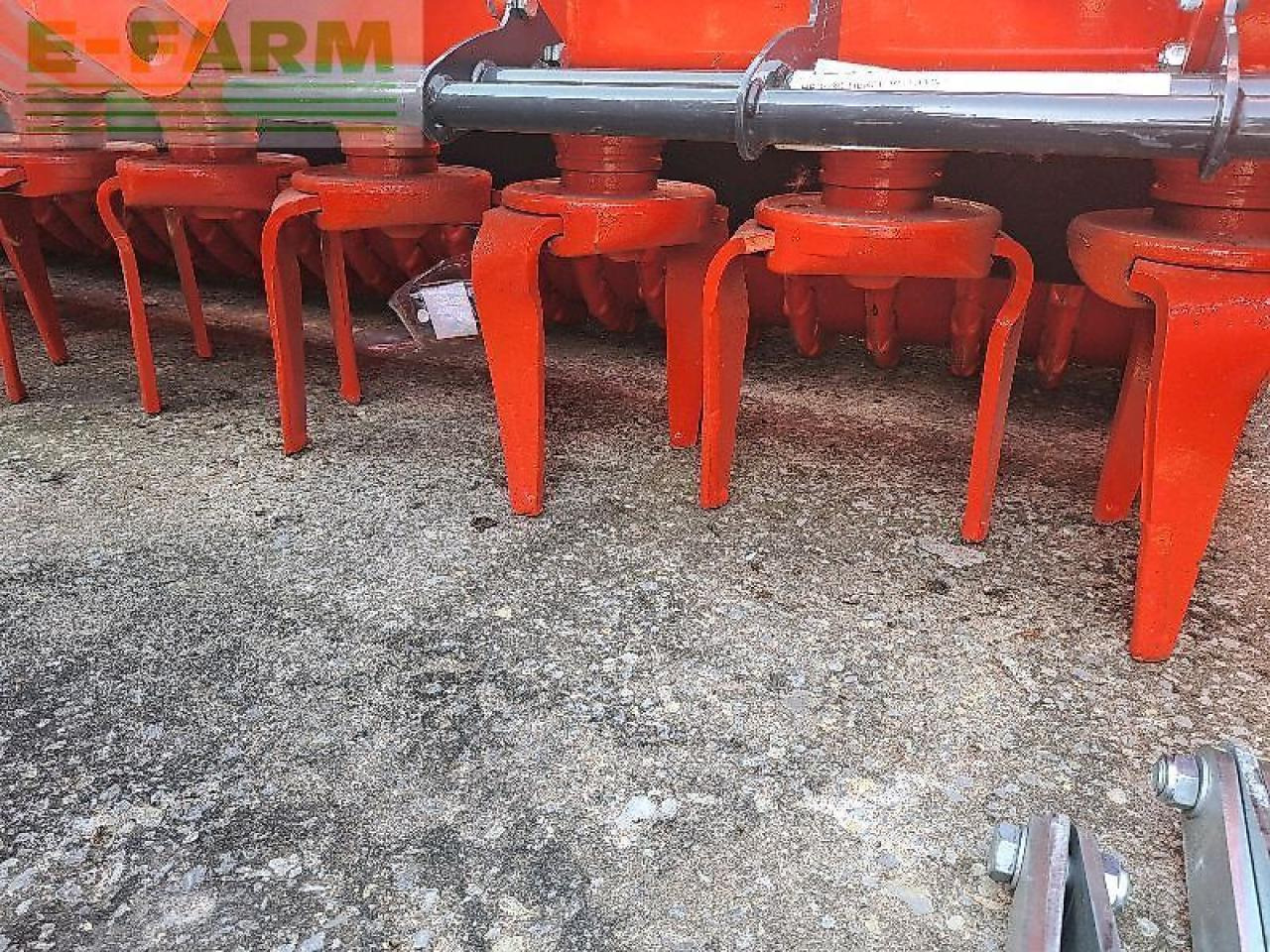 Kuhn hr3030 - Mesin pengolahan tanah: gambar 2 Kuhn hr3030 - Mesin pengolahan tanah: gambar 2