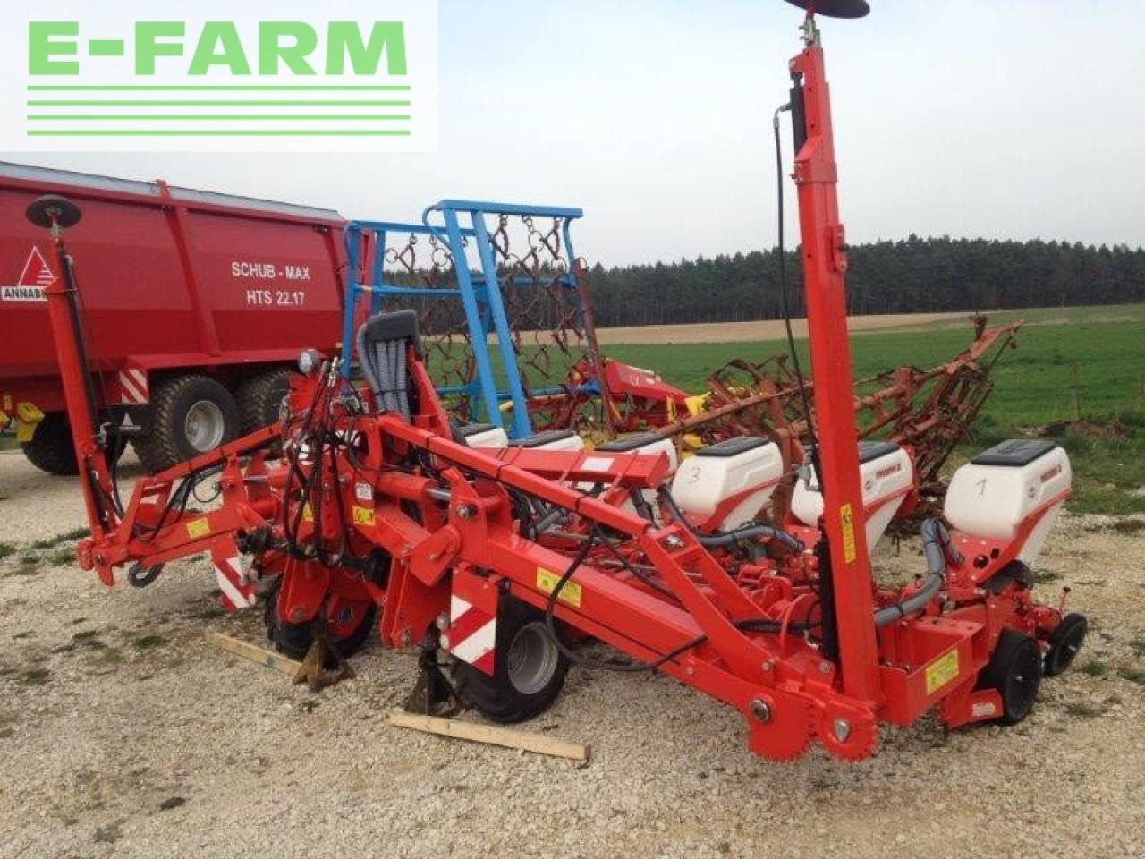 Kuhn maxxima 8 rt - Penabur presisi: gambar 1 Kuhn maxxima 8 rt - Penabur presisi: gambar 1