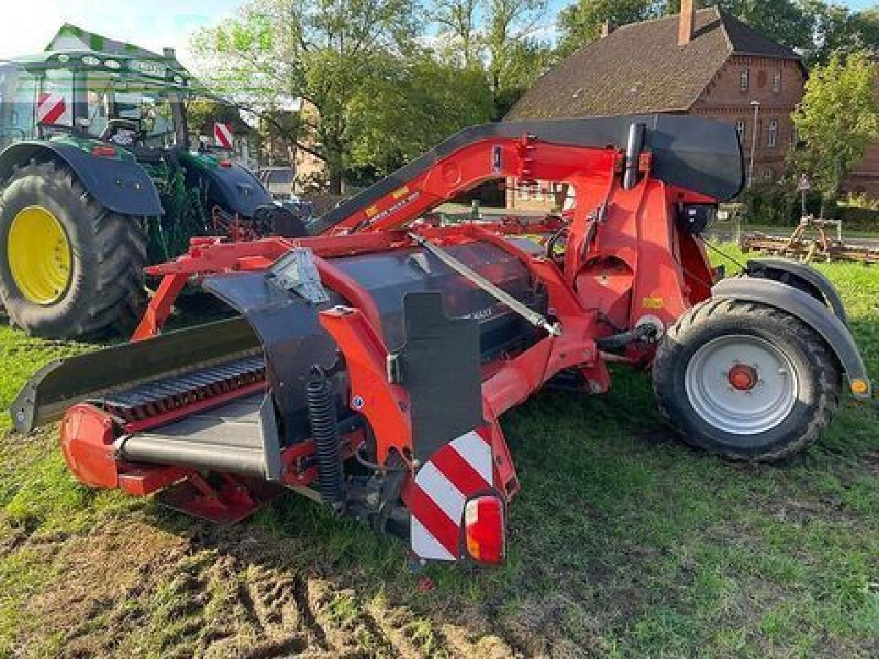 Kuhn merge maxx 950 - Tedder/ Menyapu: gambar 3 Kuhn merge maxx 950 - Tedder/ Menyapu: gambar 3