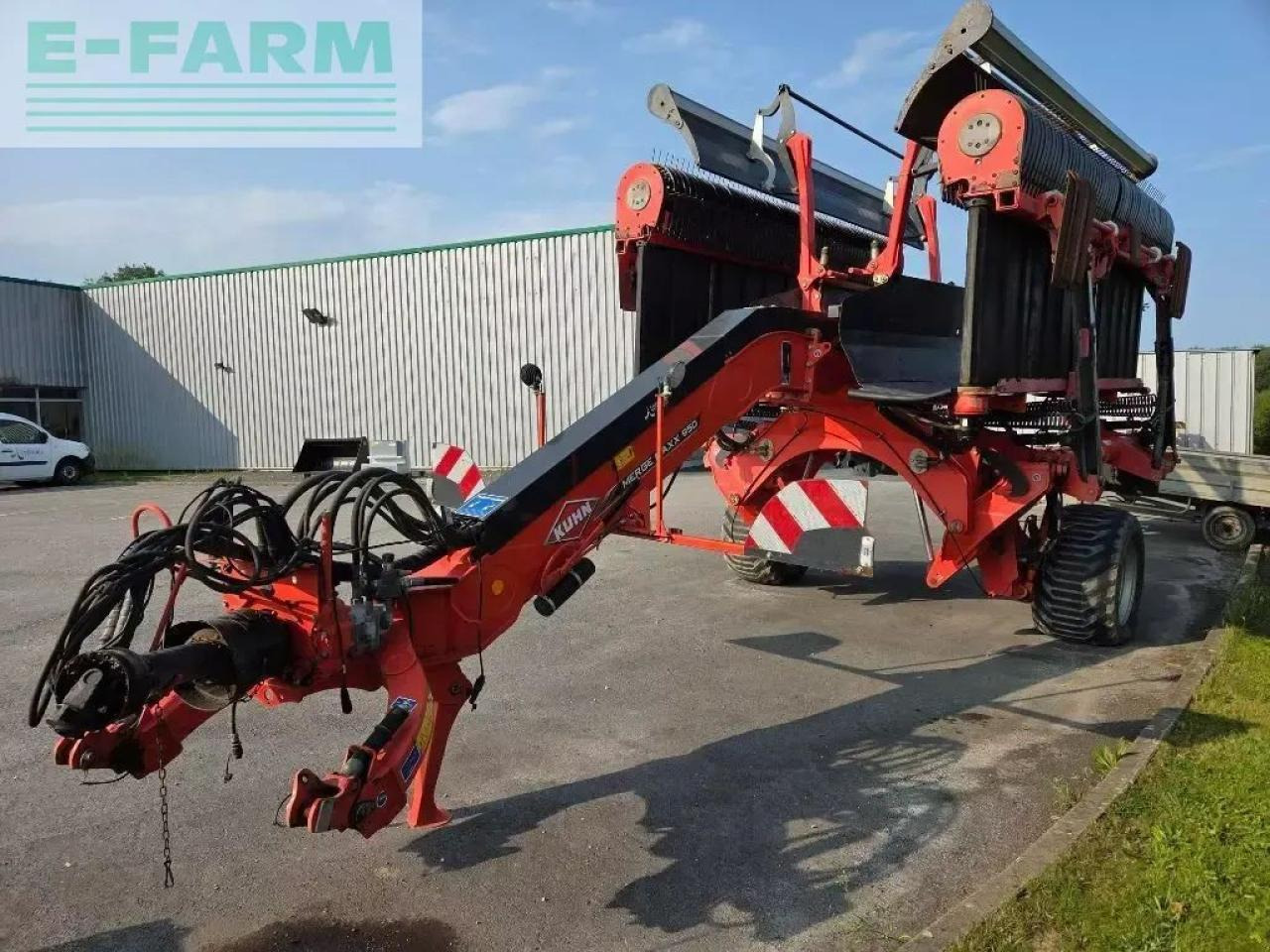 Kuhn merge maxx 950 - Tedder/ Menyapu: gambar 4 Kuhn merge maxx 950 - Tedder/ Menyapu: gambar 4