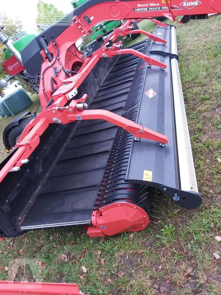 Kuhn merge maxx 950 - Tedder/ Menyapu: gambar 4 Kuhn merge maxx 950 - Tedder/ Menyapu: gambar 4