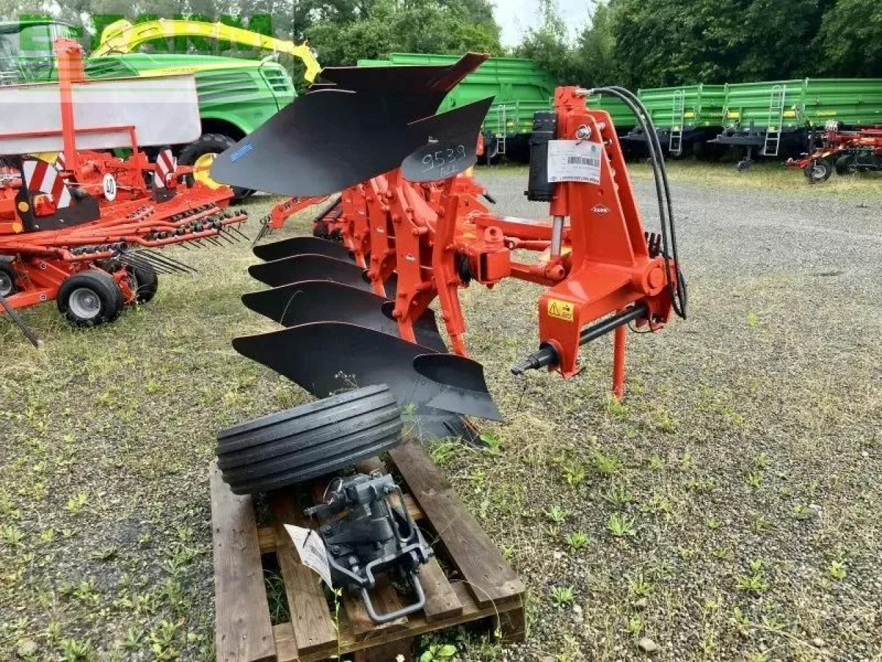 Kuhn multimaster 113 - Bajak: gambar 2 Kuhn multimaster 113 - Bajak: gambar 2