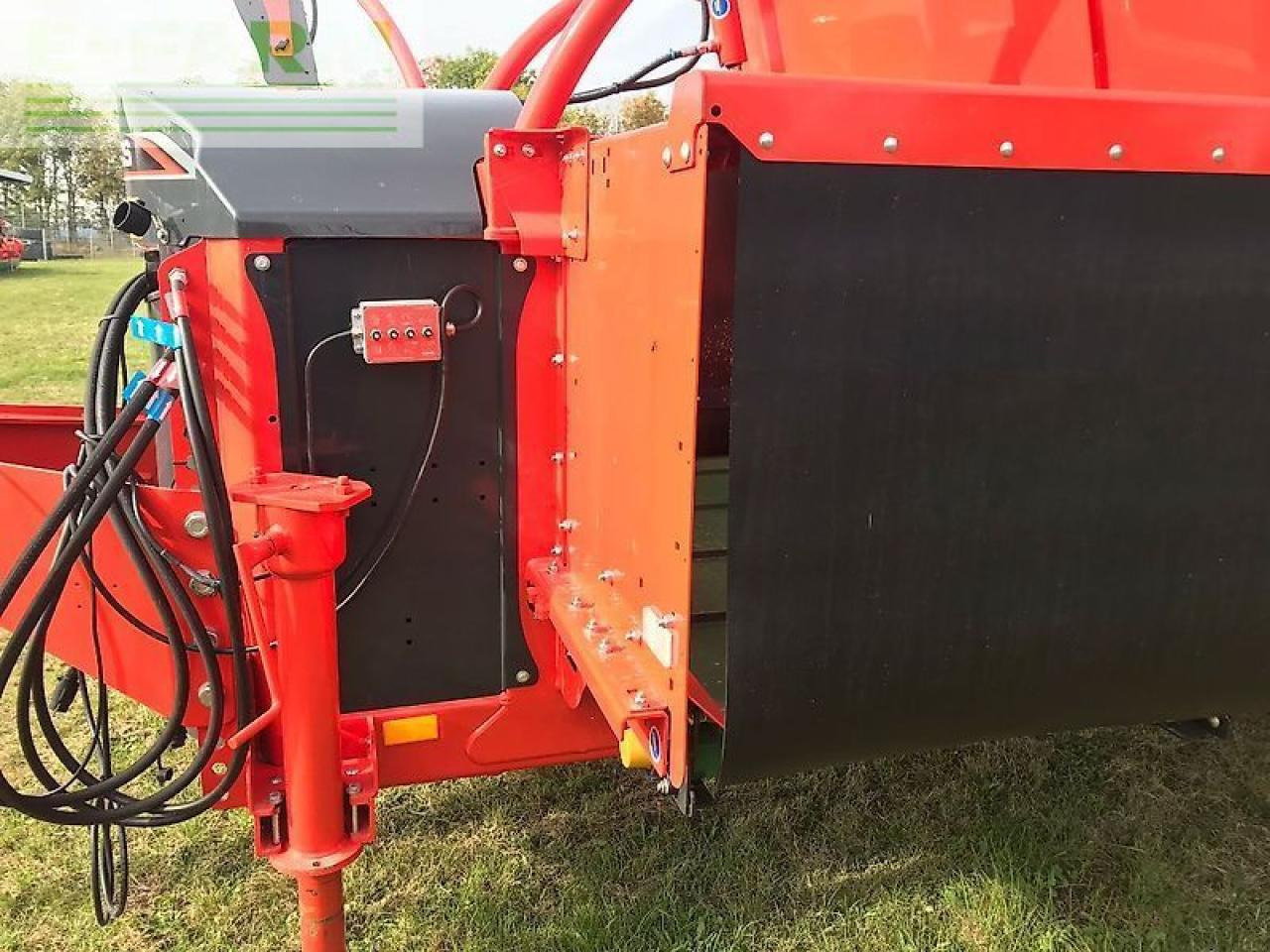 Kuhn profile 14.2 cs compact - Peralatan ternak: gambar 5 Kuhn profile 14.2 cs compact - Peralatan ternak: gambar 5