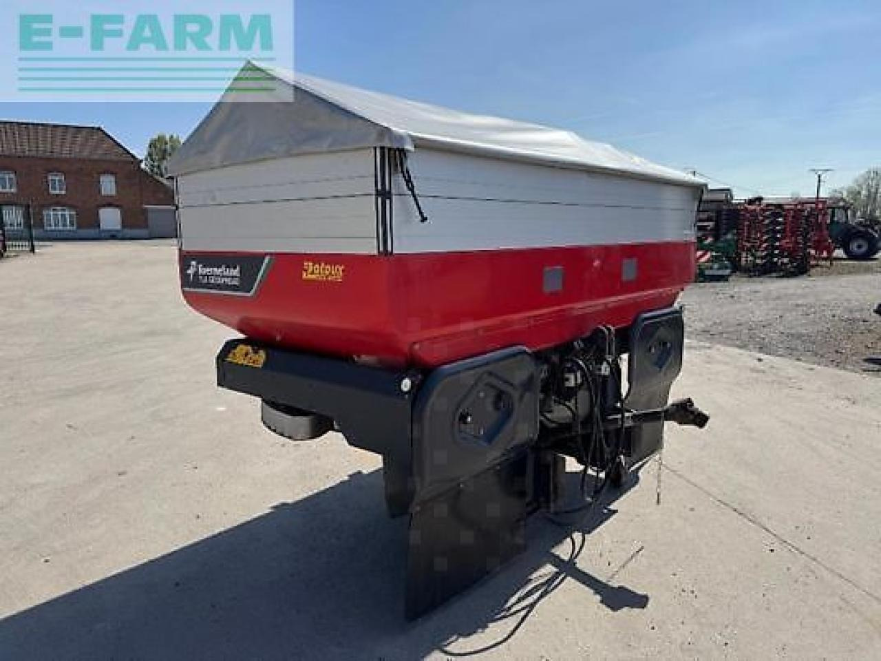 Kverneland tlx 3225 geospre - Penyebar pupuk: gambar 4 Kverneland tlx 3225 geospre - Penyebar pupuk: gambar 4