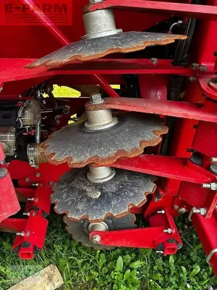 Kverneland u drill 6001 demomaschine - Menggabungkan bor benih: gambar 2 Kverneland u drill 6001 demomaschine - Menggabungkan bor benih: gambar 2