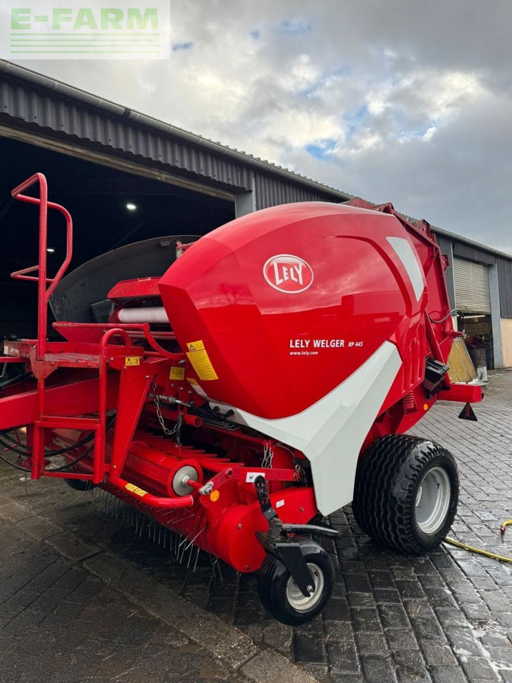 Lely RP 445 - Baler persegi: gambar 1 Lely RP 445 - Baler persegi: gambar 1