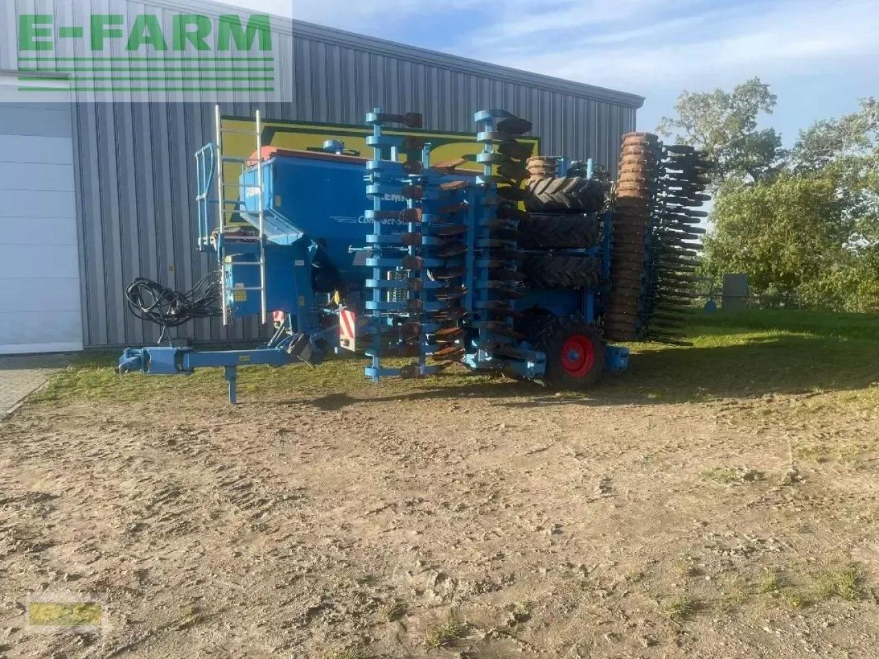 Lemken compact solitair - Menggabungkan bor benih: gambar 1 Lemken compact solitair - Menggabungkan bor benih: gambar 1
