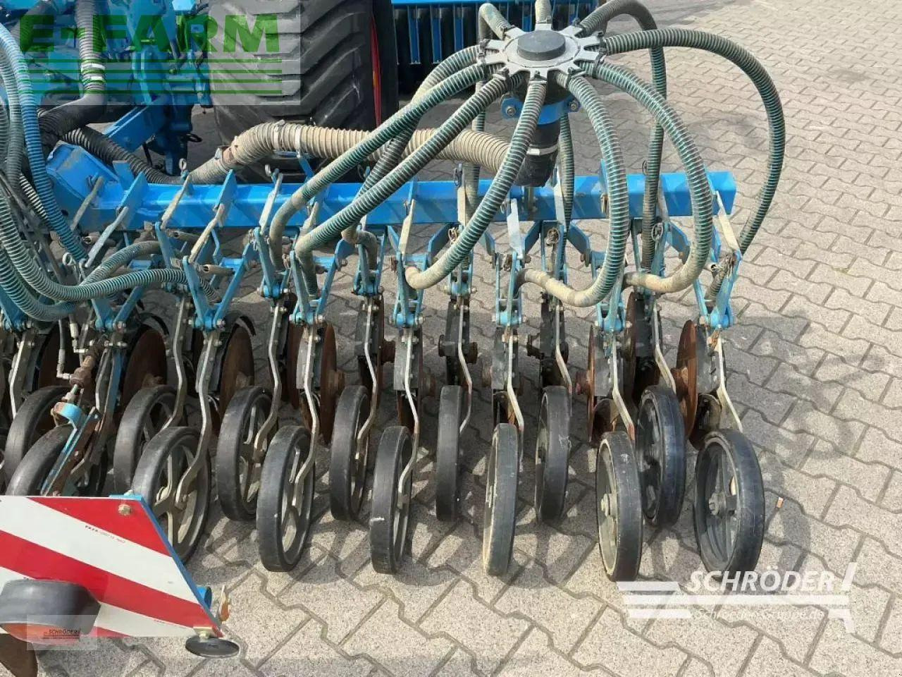 Lemken heliodor 8/500 ka + solitair 9 - Menggabungkan bor benih: gambar 4 Lemken heliodor 8/500 ka + solitair 9 - Menggabungkan bor benih: gambar 4