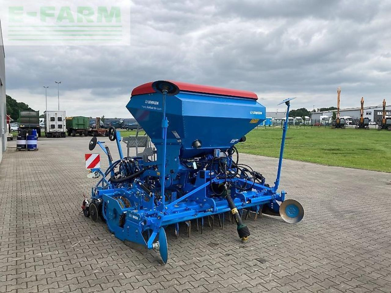Lemken solitair 9+ / zirkon 12/300 - Mesin pengolahan tanah: gambar 5 Lemken solitair 9+ / zirkon 12/300 - Mesin pengolahan tanah: gambar 5