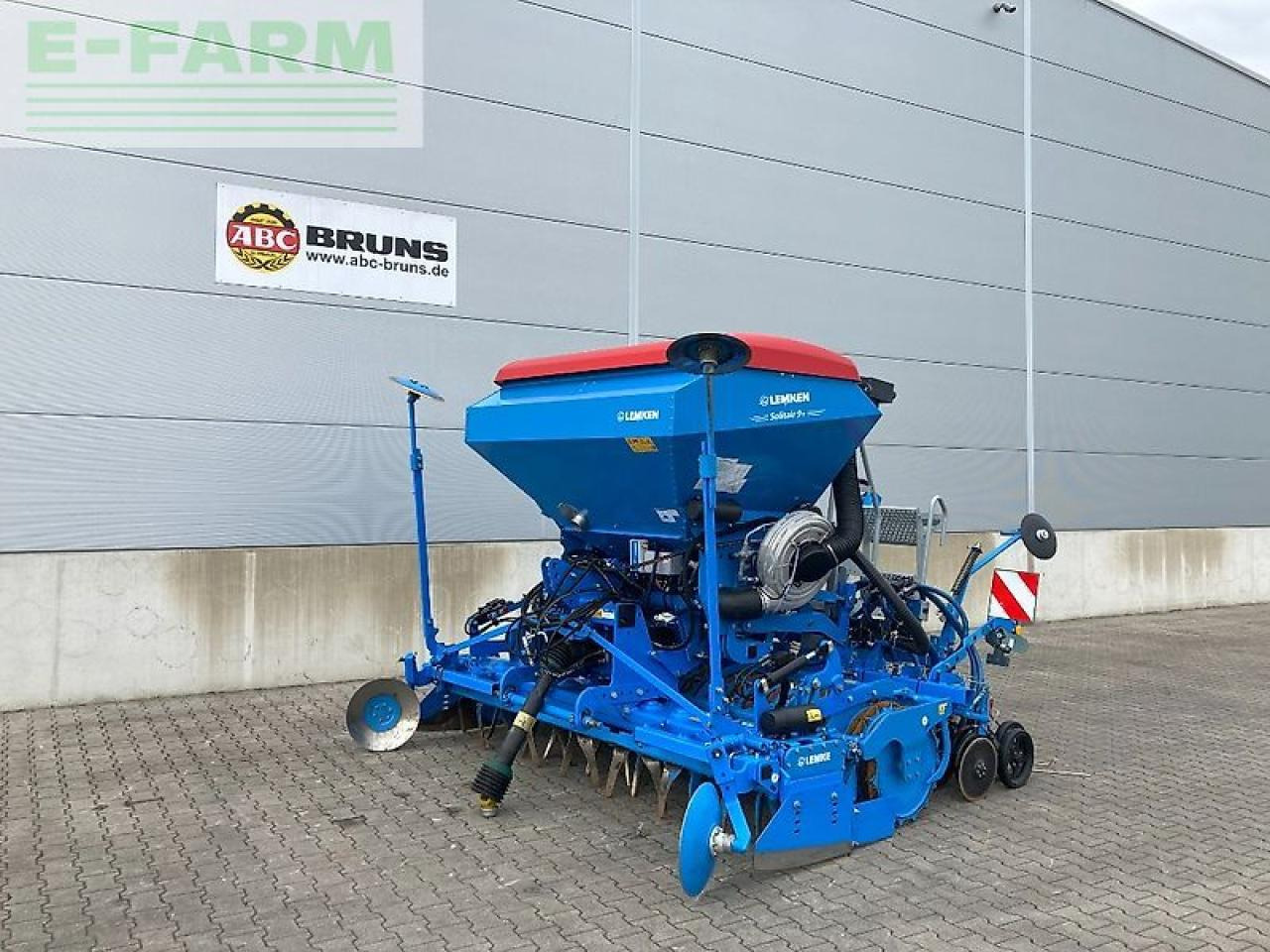 Lemken solitair 9+ / zirkon 12/300 - Mesin pengolahan tanah: gambar 1 Lemken solitair 9+ / zirkon 12/300 - Mesin pengolahan tanah: gambar 1