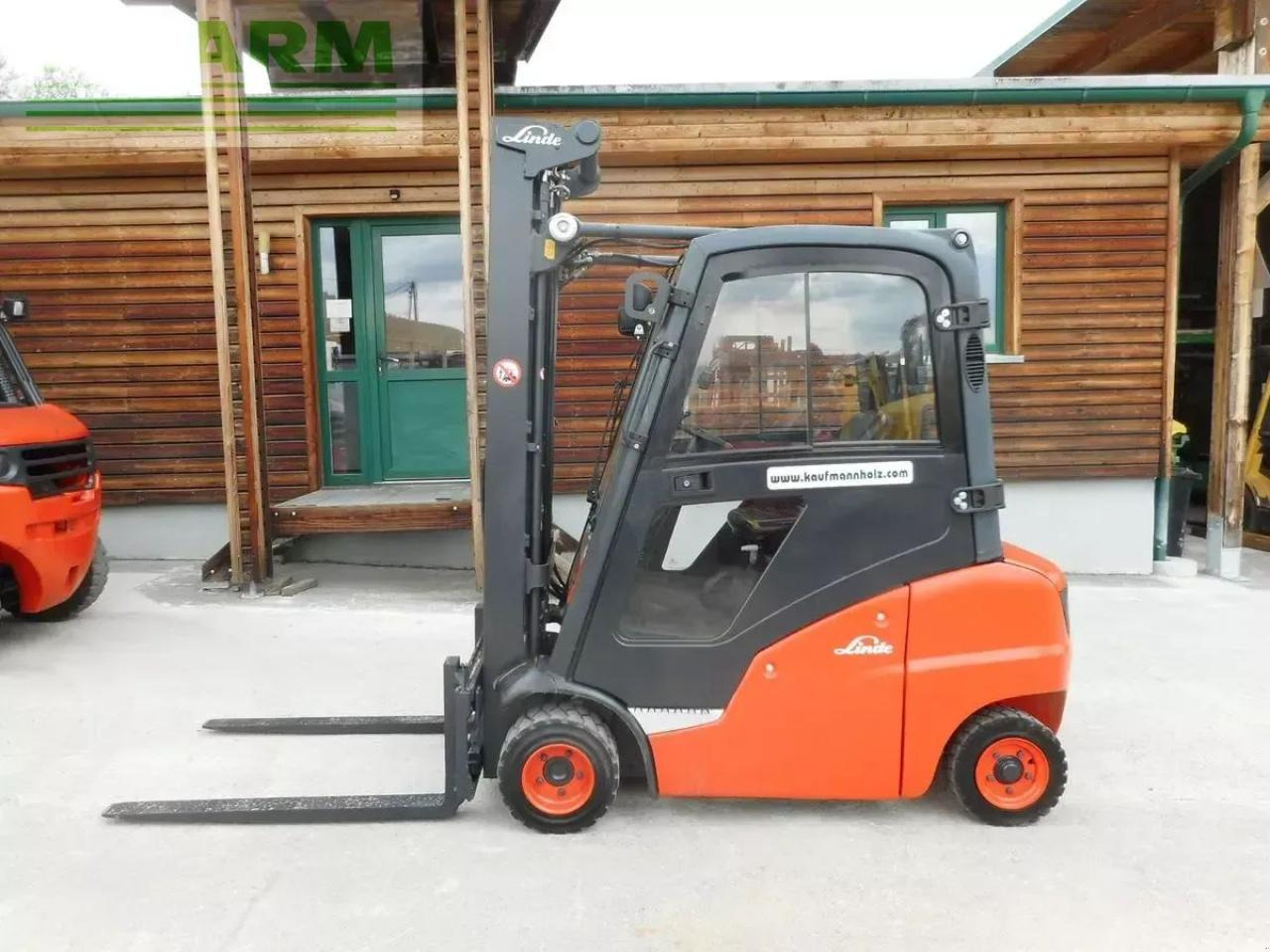 Linde h20d-01 triplex 5,47 meter - Forklift: gambar 1 Linde h20d-01 triplex 5,47 meter - Forklift: gambar 1