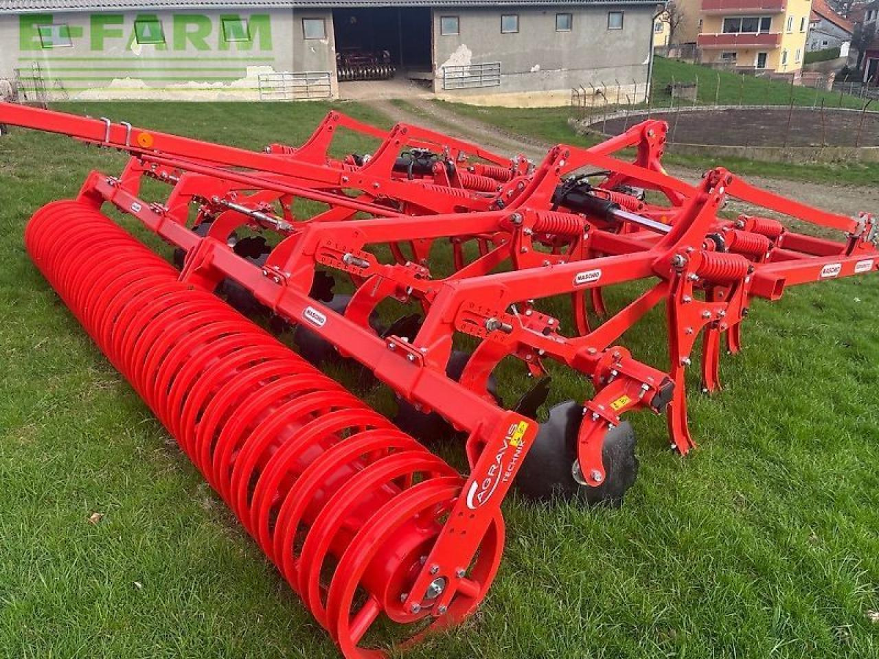Maschio terremoto 3 400p - Petani: gambar 3 Maschio terremoto 3 400p - Petani: gambar 3