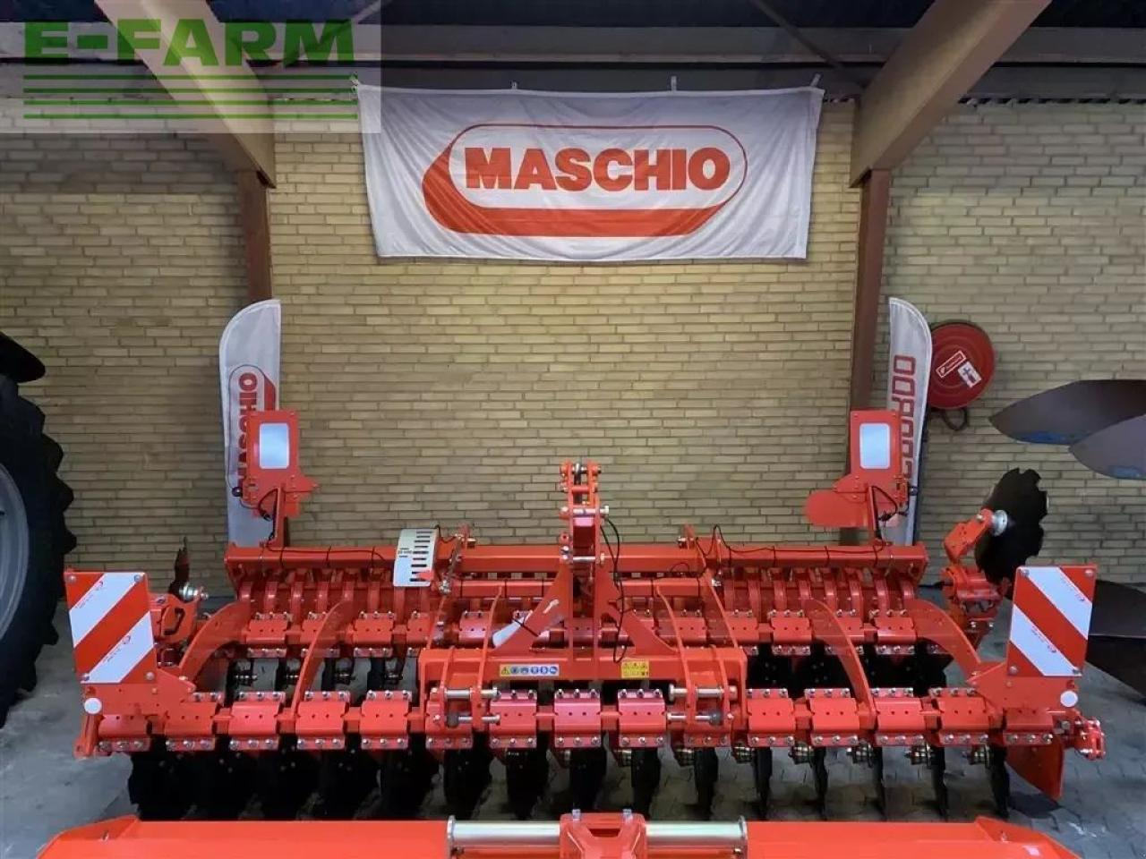Maschio veloce 4 mtr veloce m/ u-ringsvalse ø560mm tilbud - Mesin pengolahan tanah: gambar 5 Maschio veloce 4 mtr veloce m/ u-ringsvalse ø560mm tilbud - Mesin pengolahan tanah: gambar 5