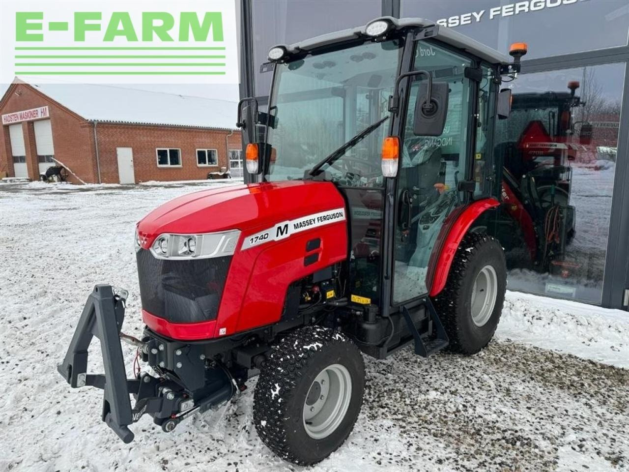 Massey Ferguson 1740m-hc - Traktor: gambar 1 Massey Ferguson 1740m-hc - Traktor: gambar 1