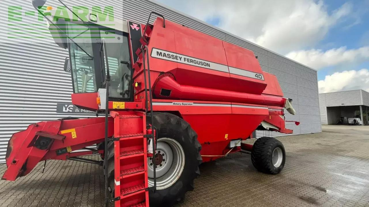 Massey Ferguson 40 - Pemanen gabungan: gambar 1 Massey Ferguson 40 - Pemanen gabungan: gambar 1