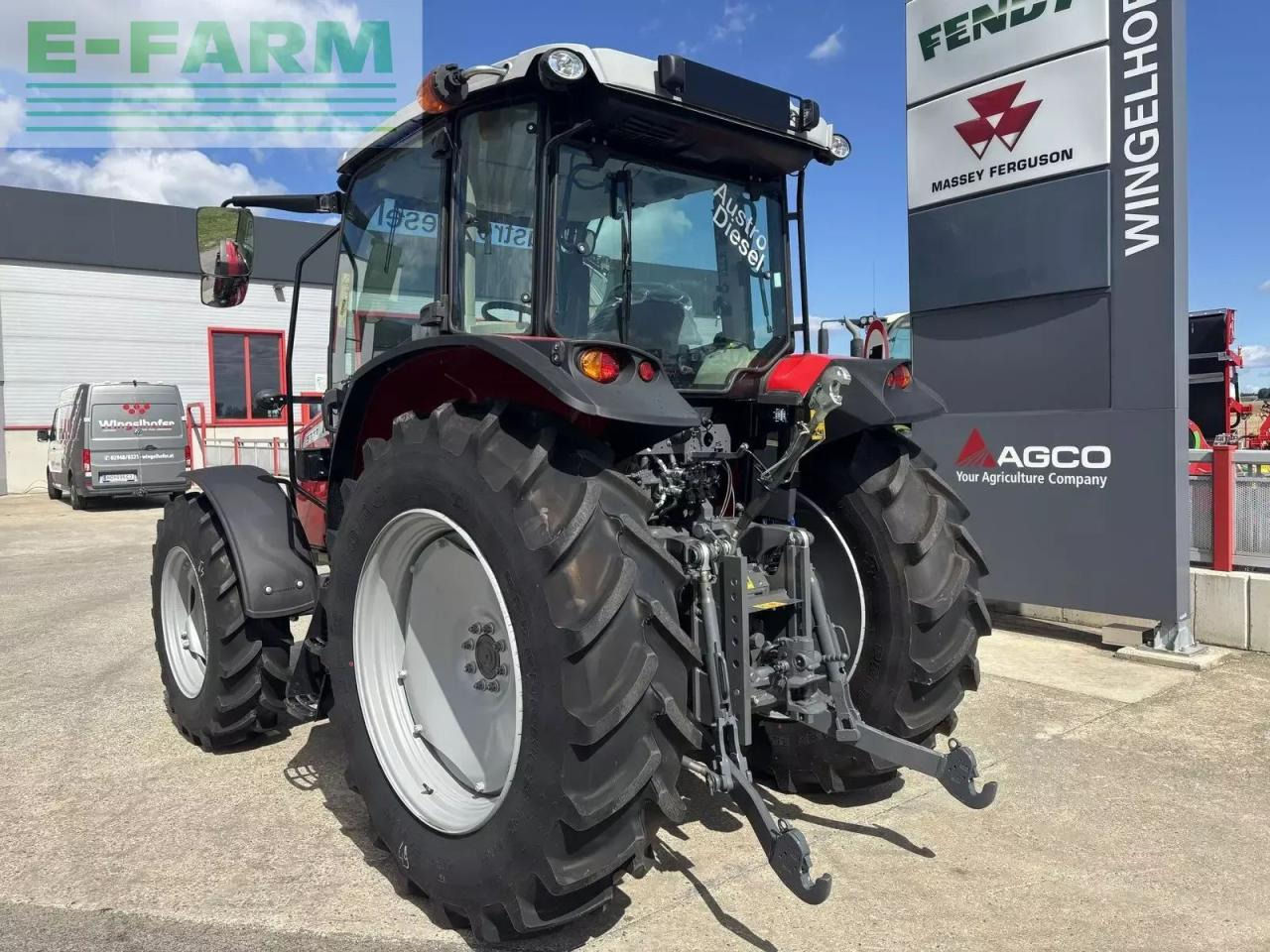 Massey Ferguson 5711 m dyna 4 comfort - Traktor: gambar 5 Massey Ferguson 5711 m dyna 4 comfort - Traktor: gambar 5