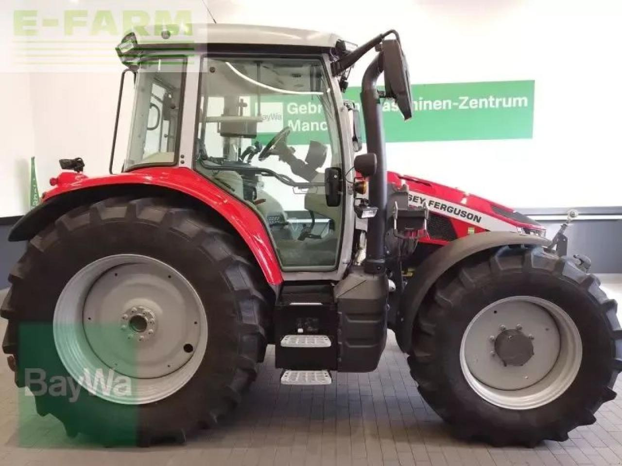 Massey Ferguson 5s.145 dyna-6 exclusive Exclusive - Traktor: gambar 4 Massey Ferguson 5s.145 dyna-6 exclusive Exclusive - Traktor: gambar 4