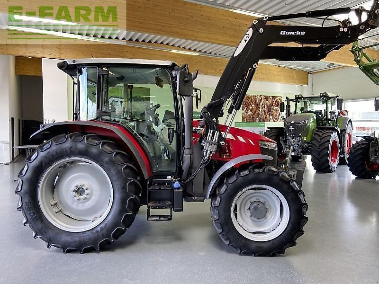 Massey Ferguson 6713 essential - Traktor: gambar 2 Massey Ferguson 6713 essential - Traktor: gambar 2