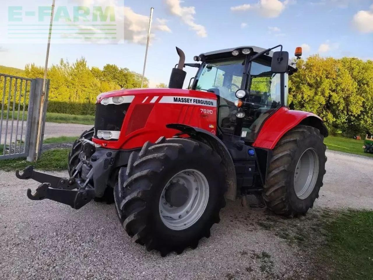 Massey Ferguson 7620 dyna-6 essential Essential - Traktor: gambar 2 Massey Ferguson 7620 dyna-6 essential Essential - Traktor: gambar 2