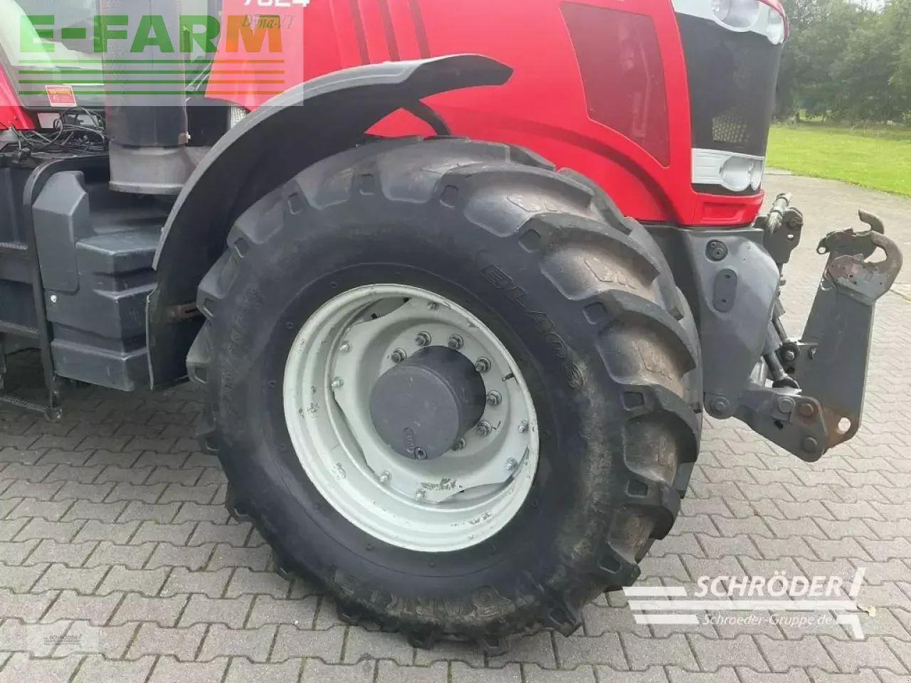 Massey Ferguson 7624 dyna-vt - Traktor: gambar 3 Massey Ferguson 7624 dyna-vt - Traktor: gambar 3