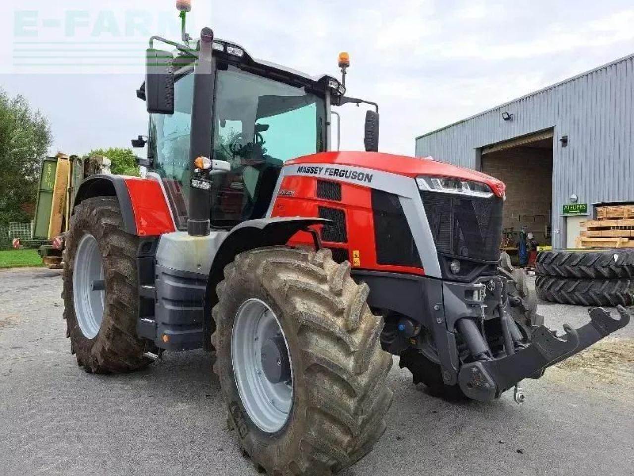 Massey Ferguson 8s.205 - Traktor: gambar 2 Massey Ferguson 8s.205 - Traktor: gambar 2
