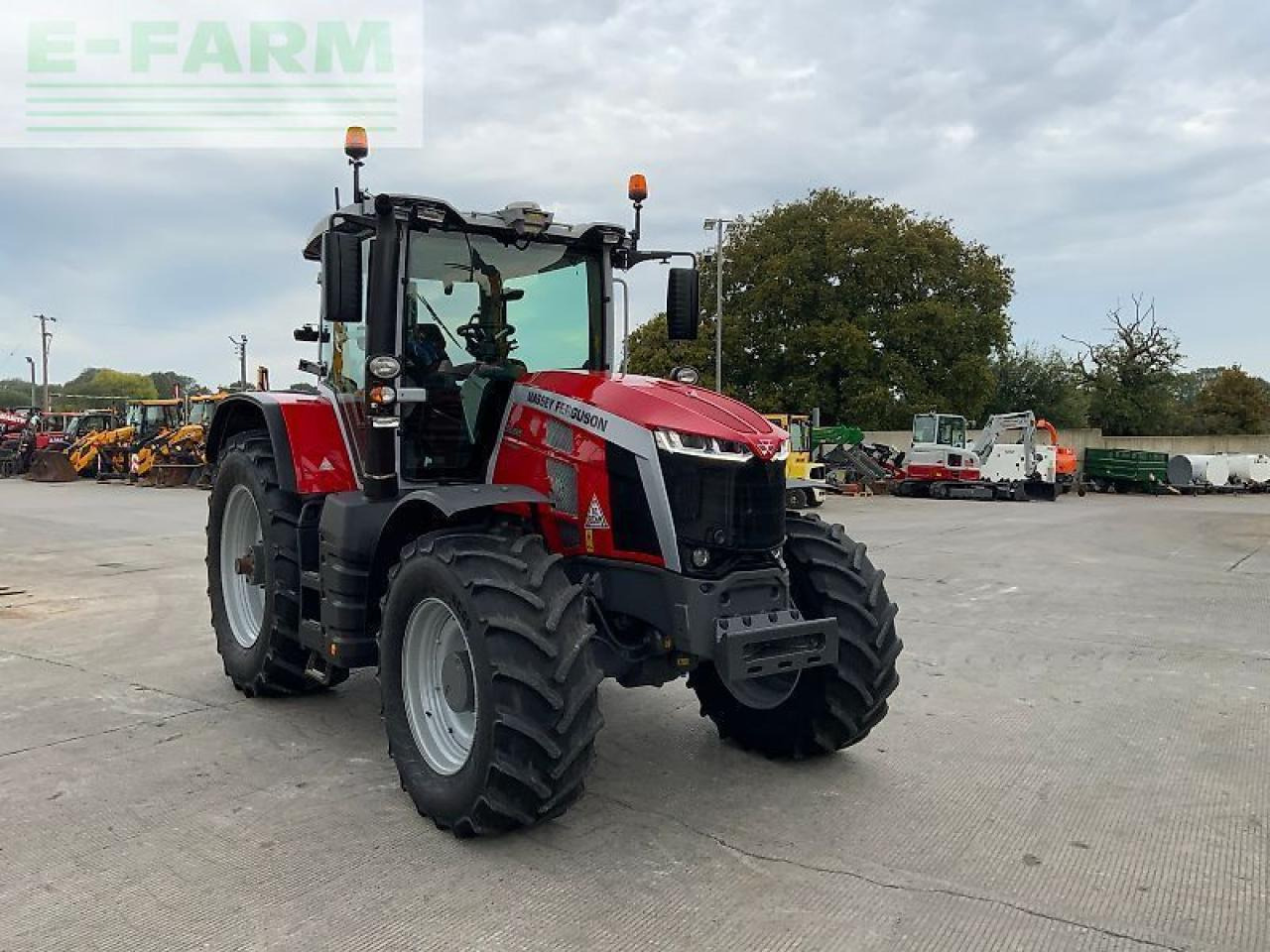 Massey Ferguson 8s.225 dyna e power tractor (st24558) - Traktor: gambar 3 Massey Ferguson 8s.225 dyna e power tractor (st24558) - Traktor: gambar 3