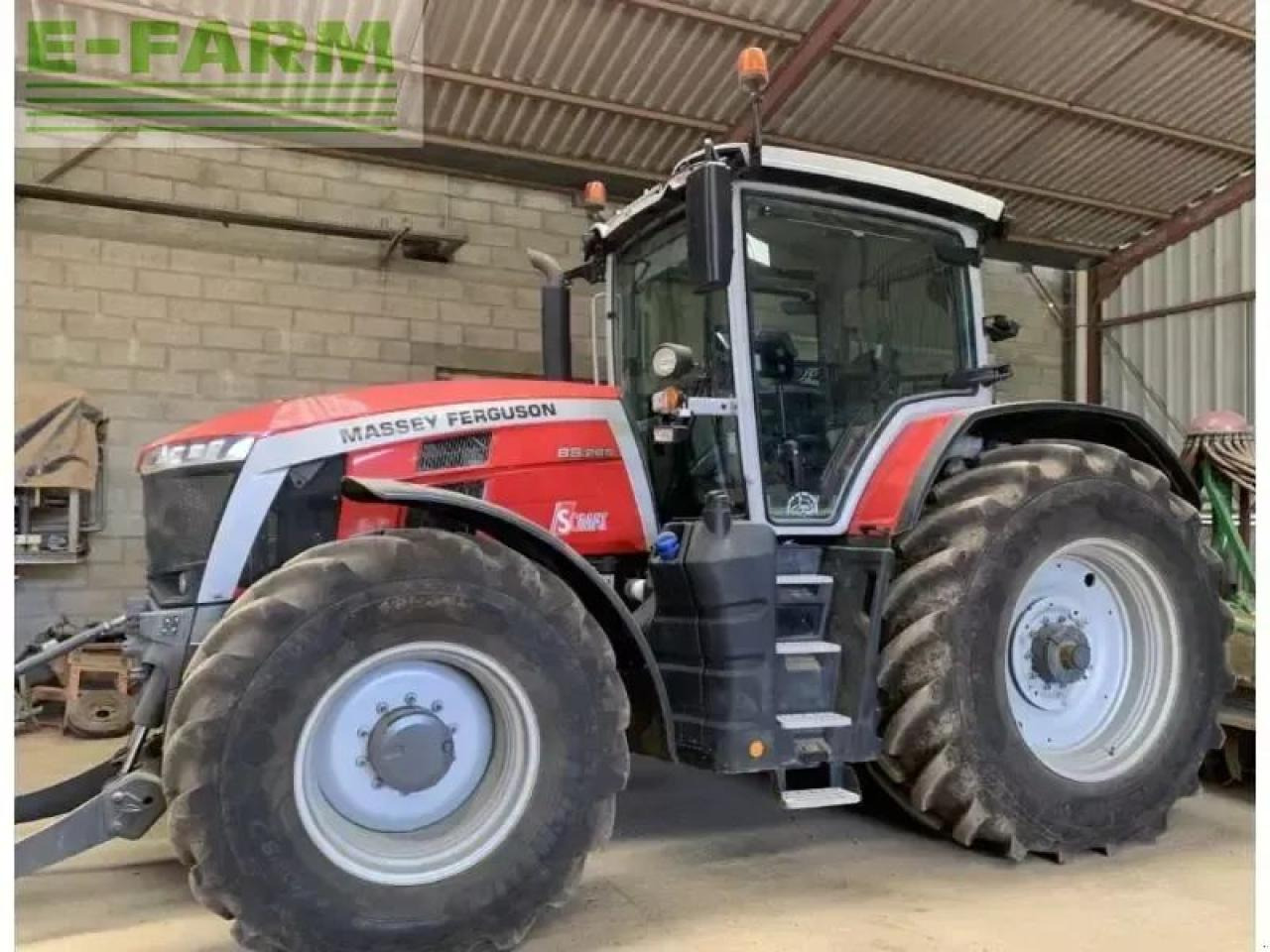 Massey Ferguson 8s.265 - Traktor: gambar 1 Massey Ferguson 8s.265 - Traktor: gambar 1