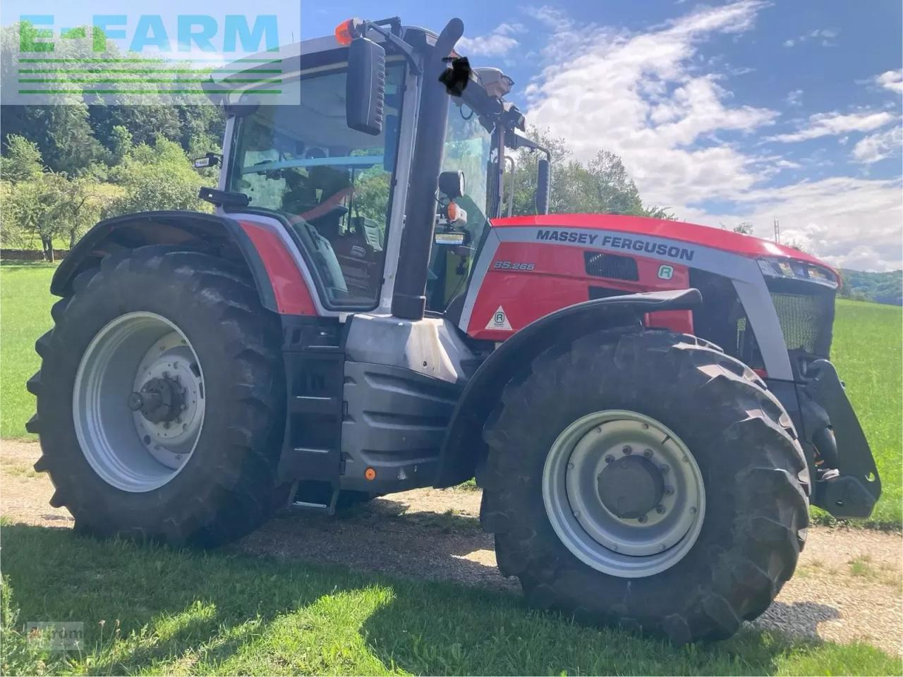 Massey Ferguson 8s.265 dyna e-power - Traktor: gambar 4 Massey Ferguson 8s.265 dyna e-power - Traktor: gambar 4