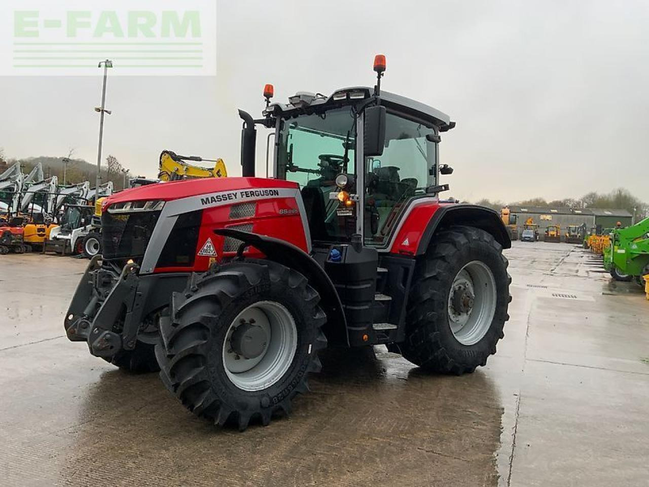 Massey Ferguson 8s.265 dyna7 tractor (st25086) - Traktor: gambar 4 Massey Ferguson 8s.265 dyna7 tractor (st25086) - Traktor: gambar 4