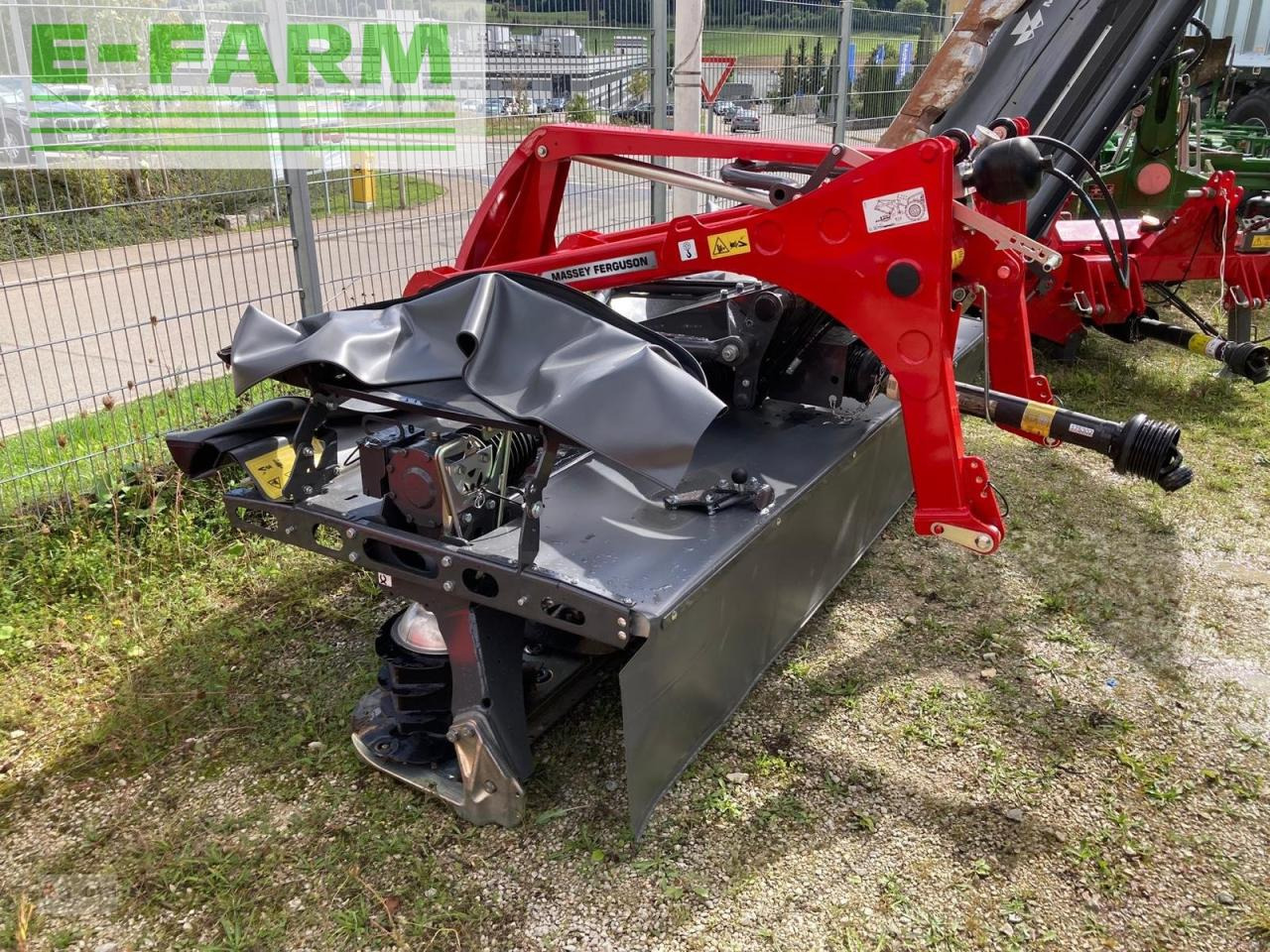 Mesin pemotong padang rumput Massey Ferguson DM 316 FQ: gambar 8