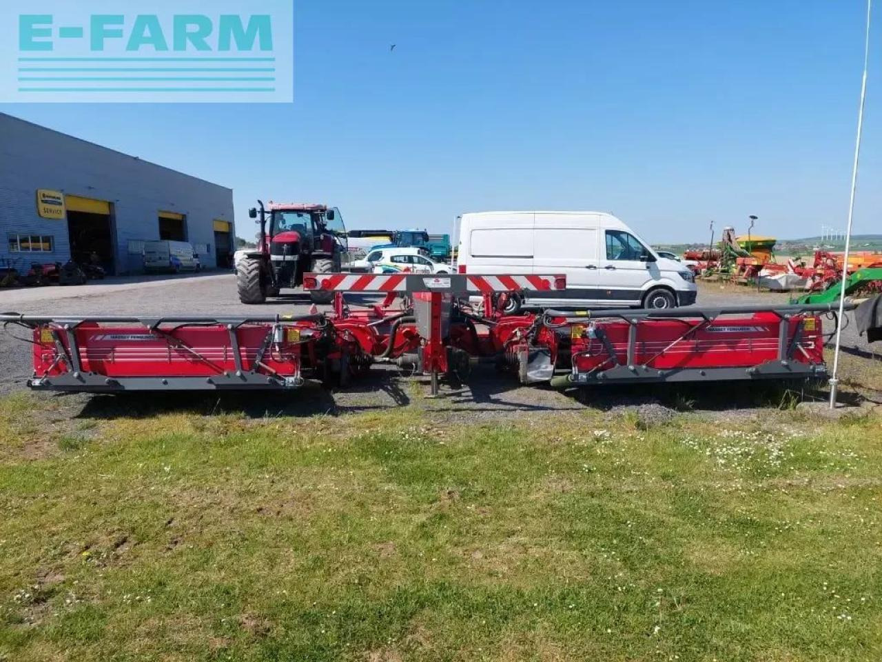 Massey Ferguson combine dm 9114 - Mesin pemotong padang rumput: gambar 3 Massey Ferguson combine dm 9114 - Mesin pemotong padang rumput: gambar 3