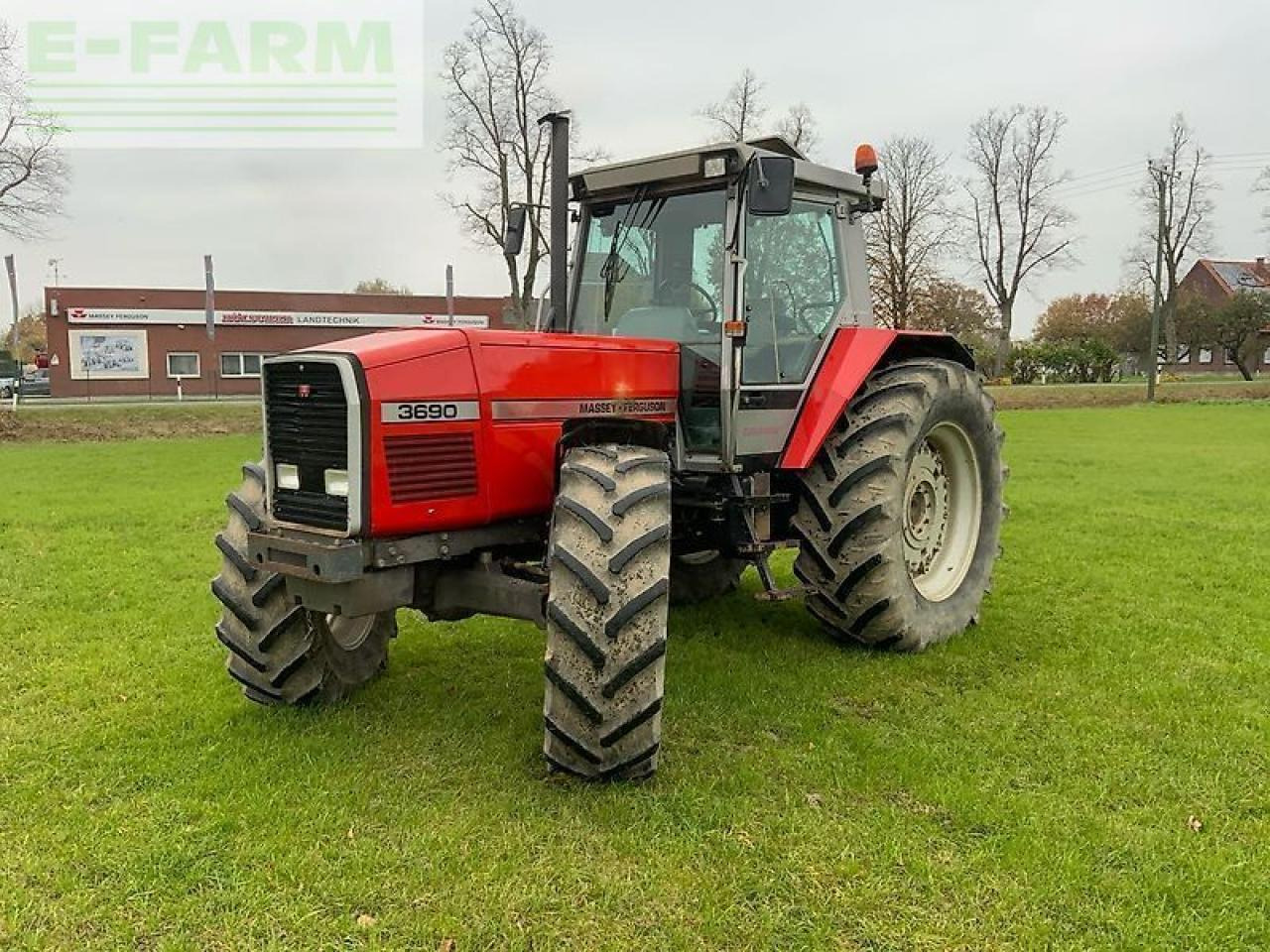 Massey Ferguson mf 3690 - Traktor: gambar 3 Massey Ferguson mf 3690 - Traktor: gambar 3