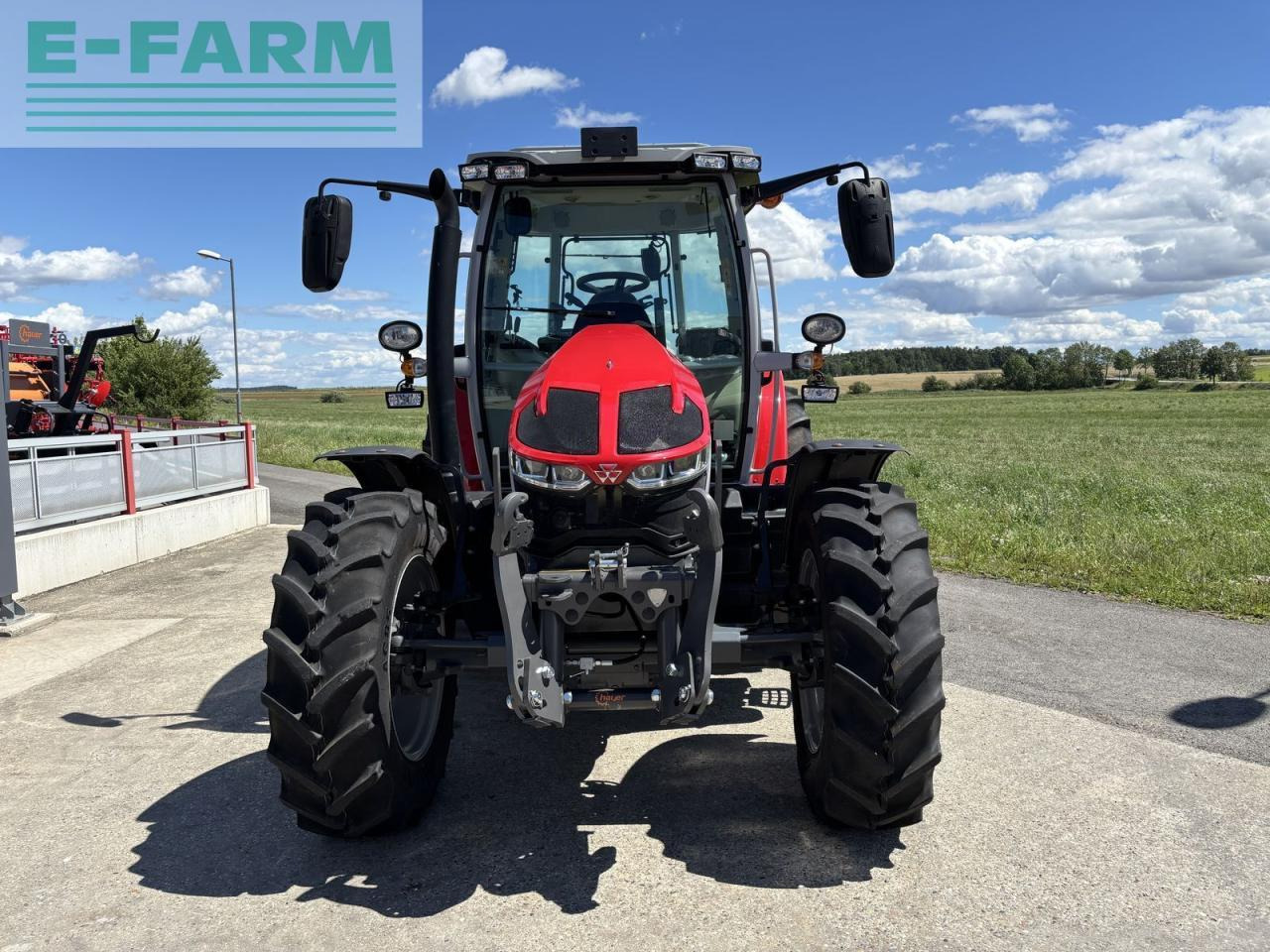 Massey Ferguson mf 5s.115 dyna-6 efficient Efficient - Traktor: gambar 2 Massey Ferguson mf 5s.115 dyna-6 efficient Efficient - Traktor: gambar 2