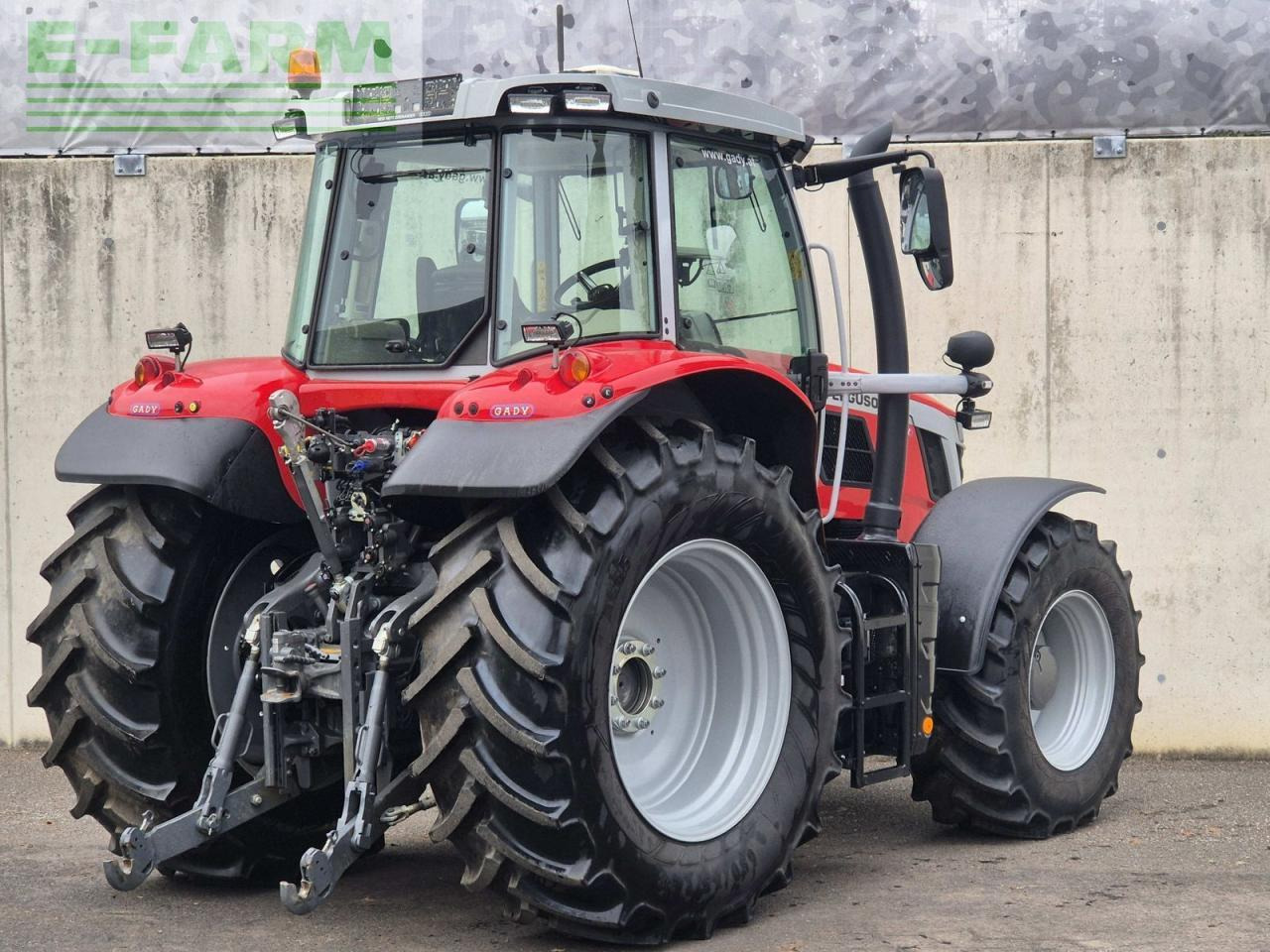 Massey Ferguson mf 6s.180 - Traktor: gambar 2 Massey Ferguson mf 6s.180 - Traktor: gambar 2