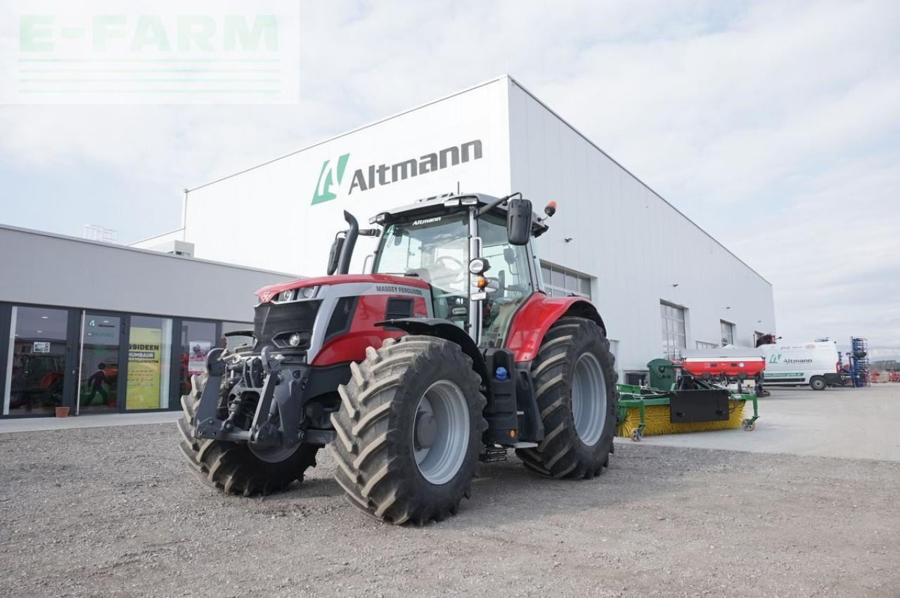 Massey Ferguson mf 6s.180 dyna-vt exclusive Exclusive - Traktor: gambar 1 Massey Ferguson mf 6s.180 dyna-vt exclusive Exclusive - Traktor: gambar 1