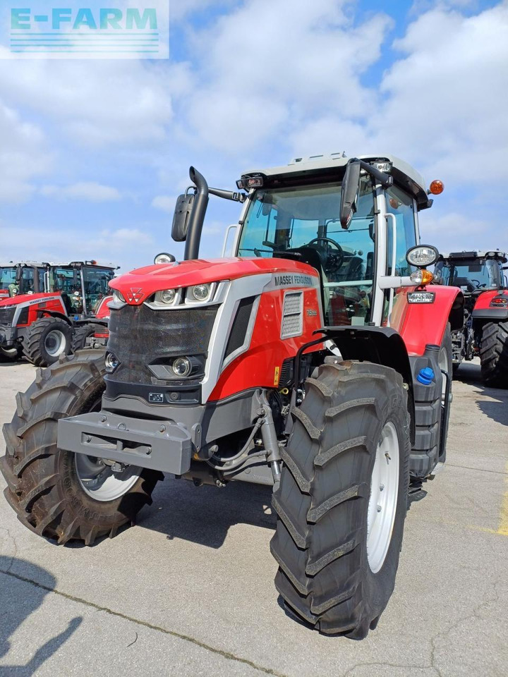 Massey Ferguson mf 7s.155 - Traktor: gambar 2 Massey Ferguson mf 7s.155 - Traktor: gambar 2