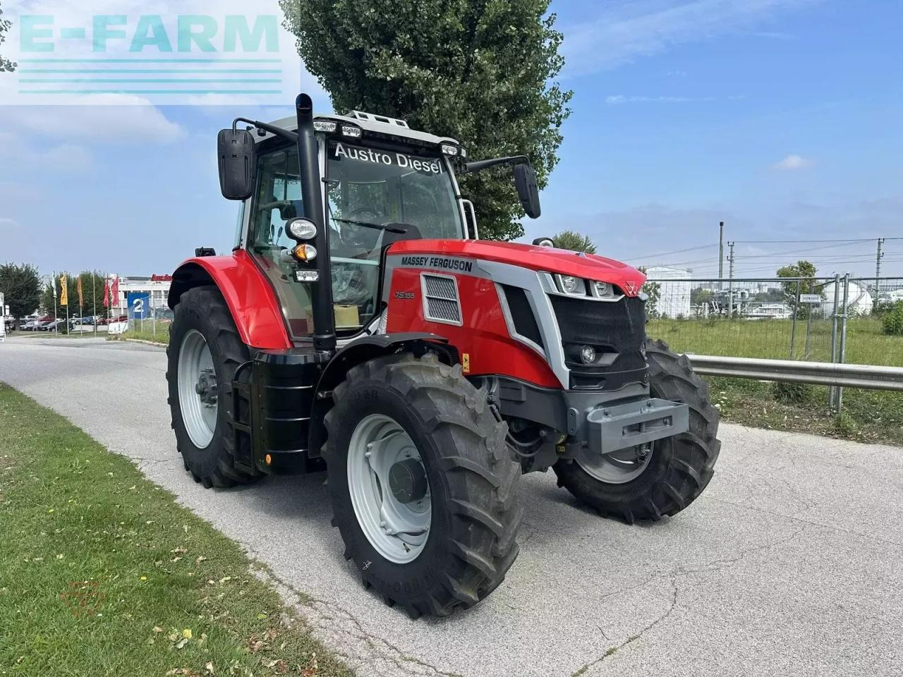 Massey Ferguson mf 7s.155 - Traktor: gambar 3 Massey Ferguson mf 7s.155 - Traktor: gambar 3