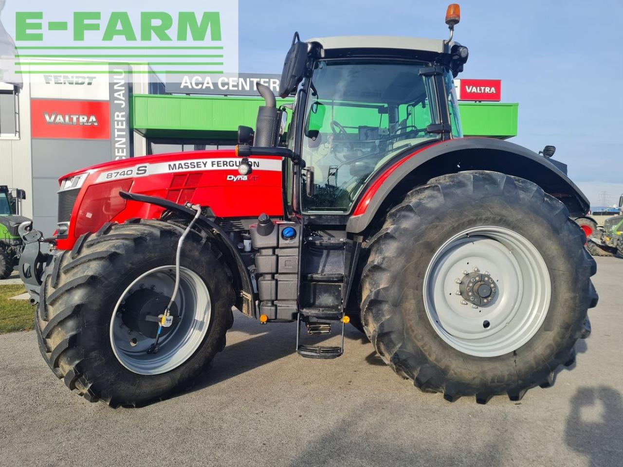 Massey Ferguson mf 8740 s efficient - Traktor: gambar 2 Massey Ferguson mf 8740 s efficient - Traktor: gambar 2