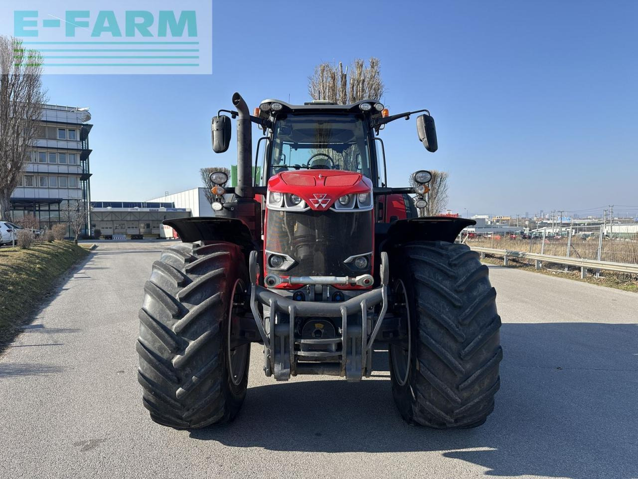 Massey Ferguson mf 8740 s (stage v) - Traktor: gambar 2 Massey Ferguson mf 8740 s (stage v) - Traktor: gambar 2