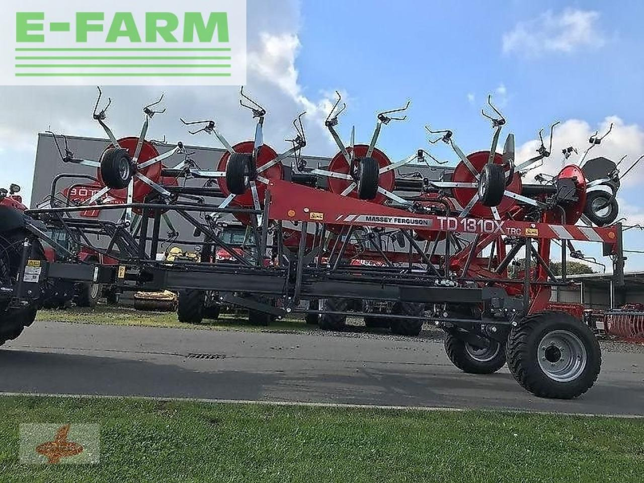 Massey Ferguson mf td 1310 x trc / lotus 1250 profi - Tedder/ Menyapu: gambar 3 Massey Ferguson mf td 1310 x trc / lotus 1250 profi - Tedder/ Menyapu: gambar 3