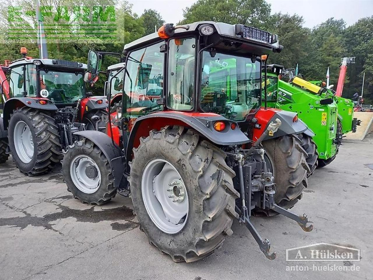 Massey Ferguson mf4707 cab 4wd - Traktor: gambar 3 Massey Ferguson mf4707 cab 4wd - Traktor: gambar 3