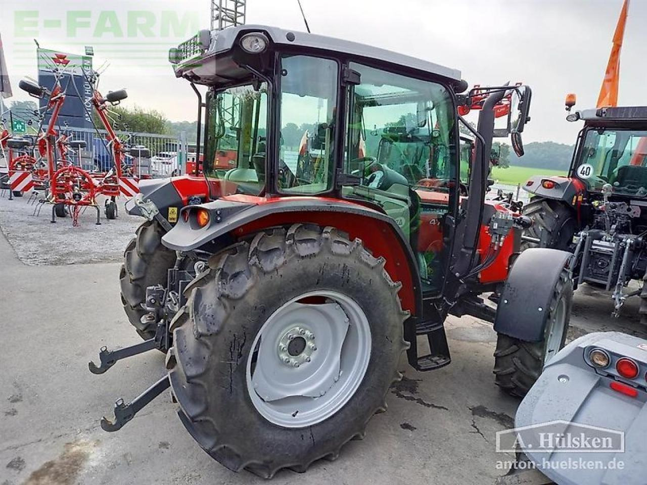 Massey Ferguson mf4707 cab 4wd - Traktor: gambar 5 Massey Ferguson mf4707 cab 4wd - Traktor: gambar 5