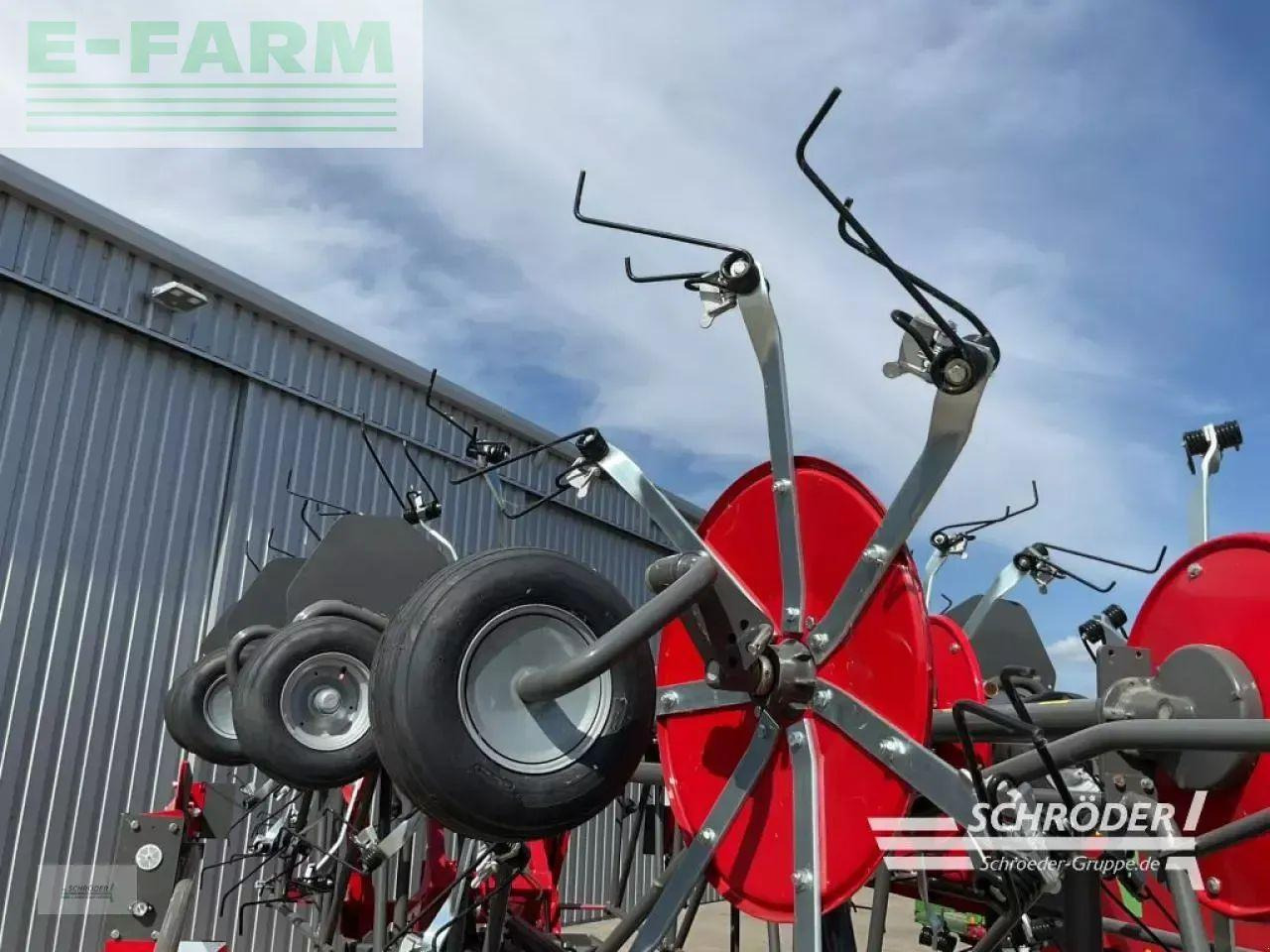 Massey Ferguson td 1310x trc (lotus 1250 t) - Tedder/ Menyapu: gambar 3 Massey Ferguson td 1310x trc (lotus 1250 t) - Tedder/ Menyapu: gambar 3