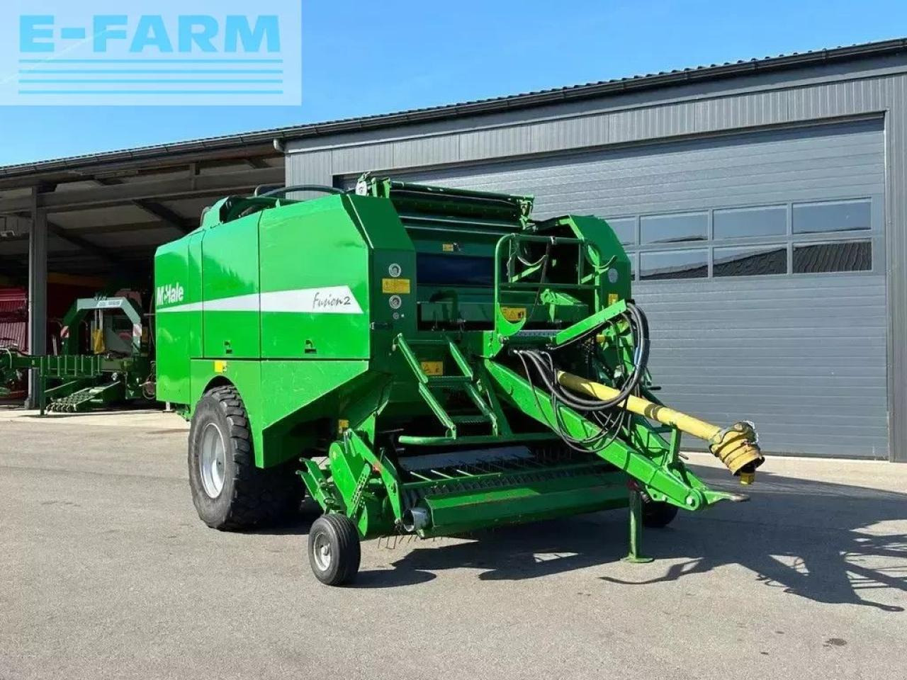 Mc Hale fusion 2 - Baler persegi: gambar 1 Mc Hale fusion 2 - Baler persegi: gambar 1
