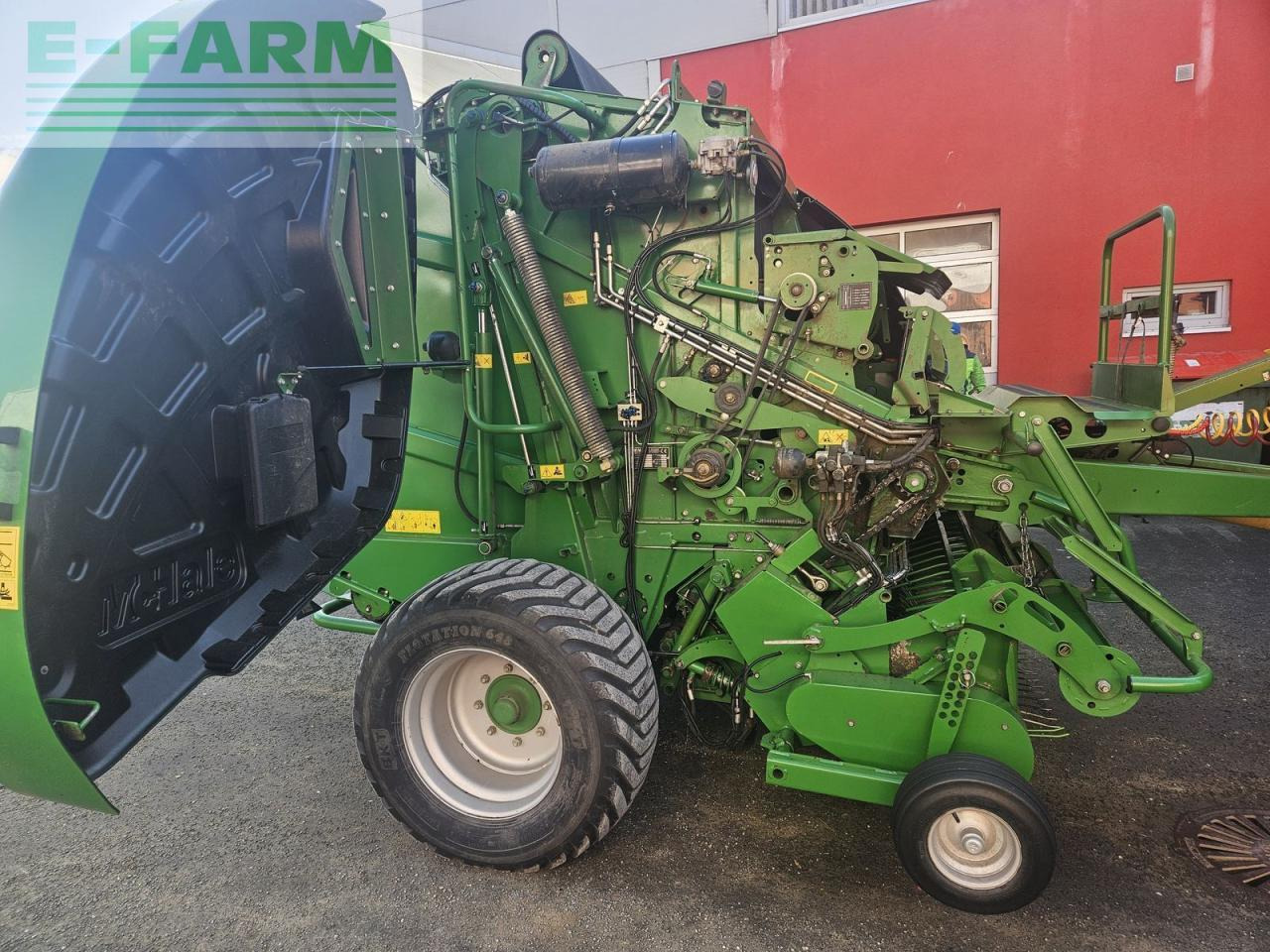 Mc Hale v 660 - Baler persegi: gambar 2 Mc Hale v 660 - Baler persegi: gambar 2