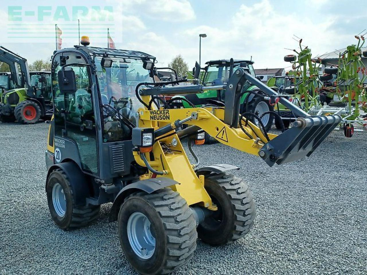 Neuson wl 25 - Ekskavator mini: gambar 3 Neuson wl 25 - Ekskavator mini: gambar 3
