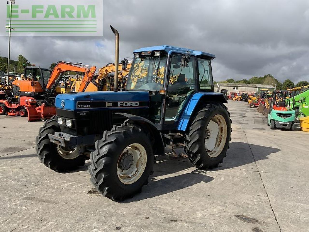 New Holland 7840 power star sle tractor (st24084) - Traktor: gambar 4 New Holland 7840 power star sle tractor (st24084) - Traktor: gambar 4
