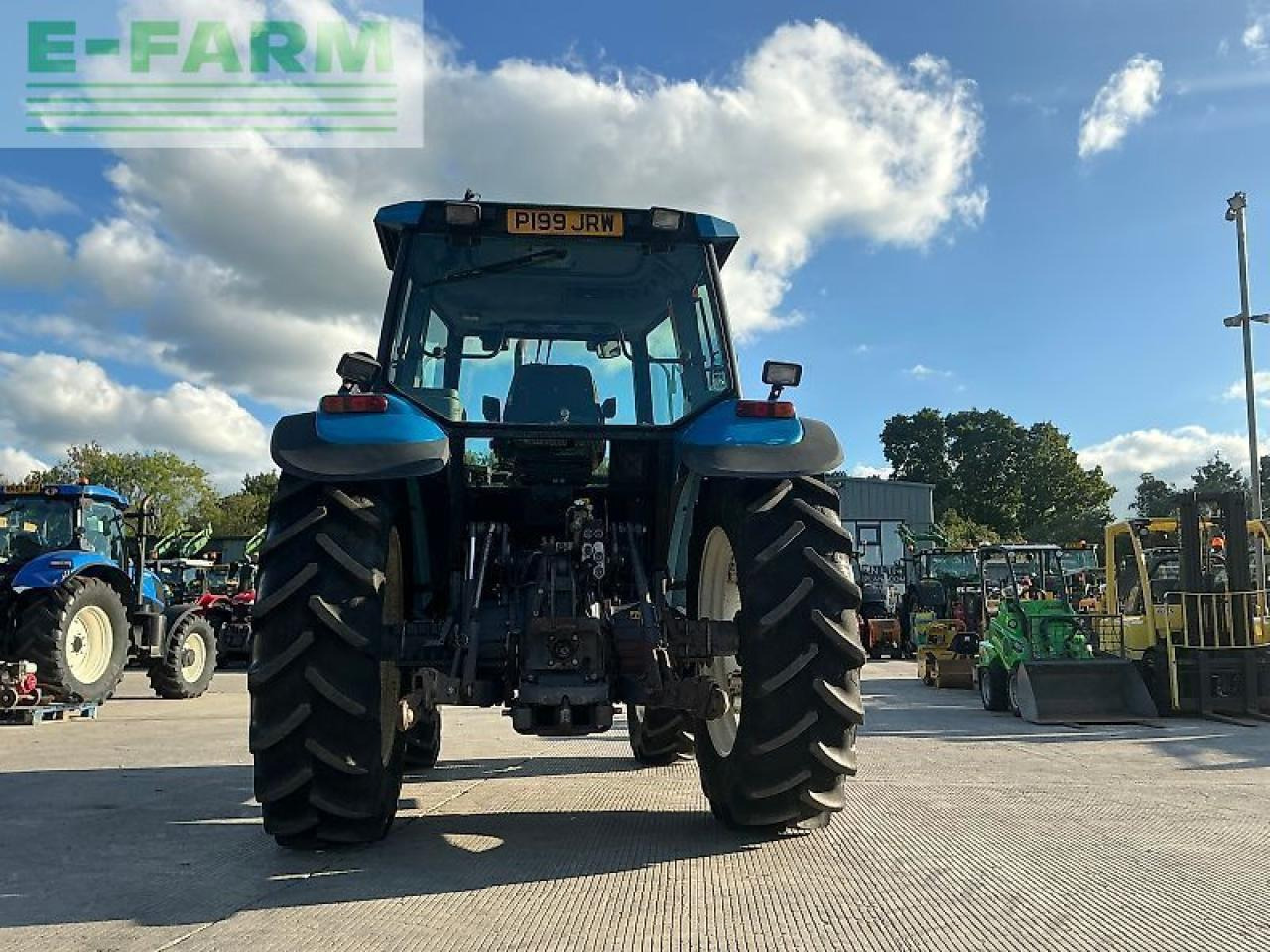 New Holland 7840 sle tractor (st24087) - Traktor: gambar 3 New Holland 7840 sle tractor (st24087) - Traktor: gambar 3